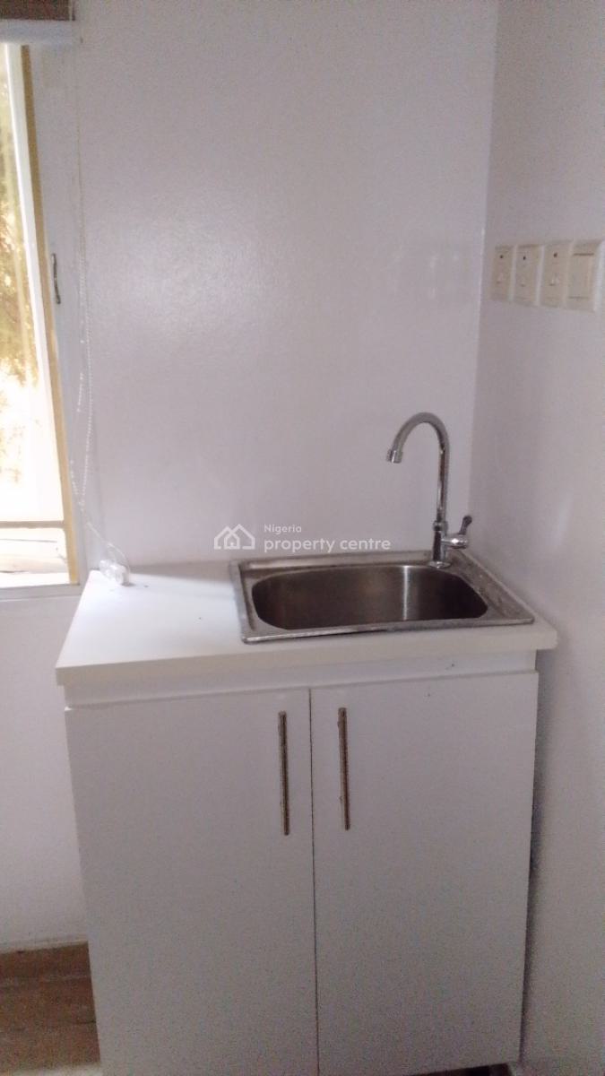 a Luxurious Room Self Contained Studio Apartment, Chevron Drive Northport Estate Chevron, Lekki, Lagos, Self Contain (single Rooms) for Rent