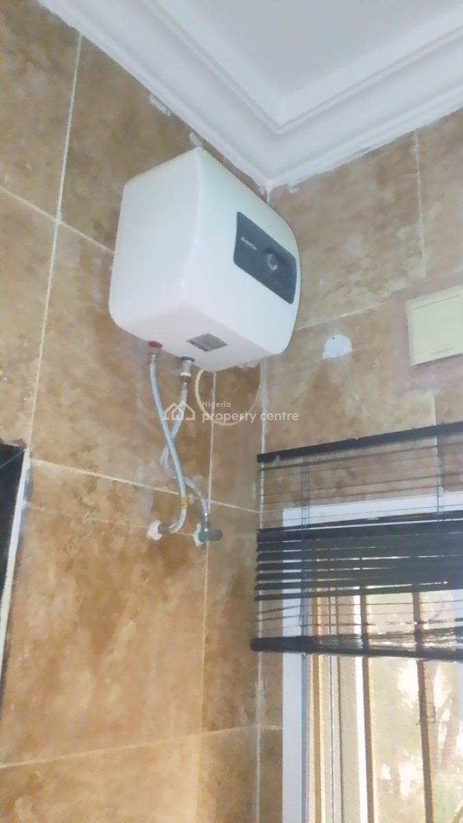 a Luxurious Room Self Contained Studio Apartment, Chevron Drive Northport Estate Chevron, Lekki, Lagos, Self Contain (single Rooms) for Rent