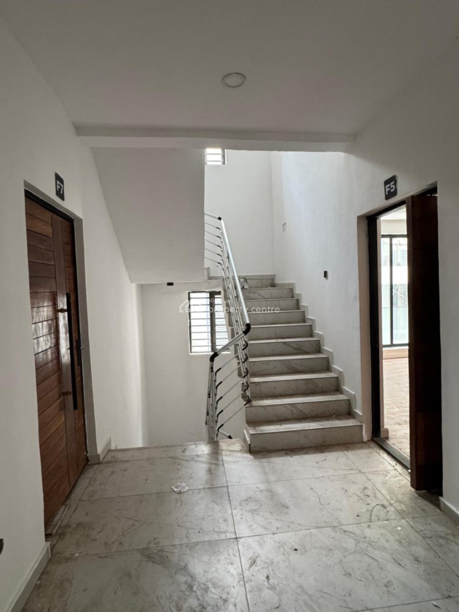 Well Maintained Spacious 2bedrooms Apartment, in a Secured Estate, Ikate Elegushi, Lekki, Lagos, Flat / Apartment for Rent