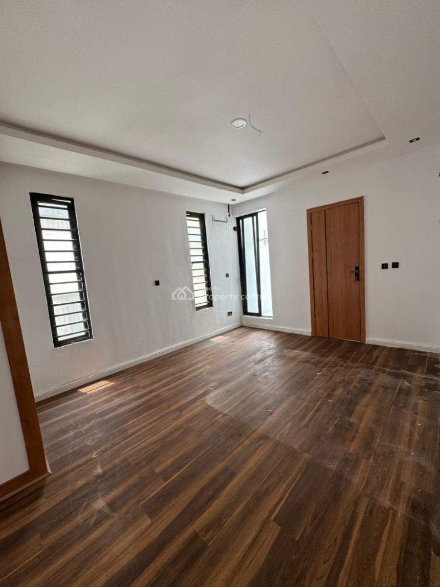Well Maintained Spacious 2bedrooms Apartment, in a Secured Estate, Ikate Elegushi, Lekki, Lagos, Flat / Apartment for Rent