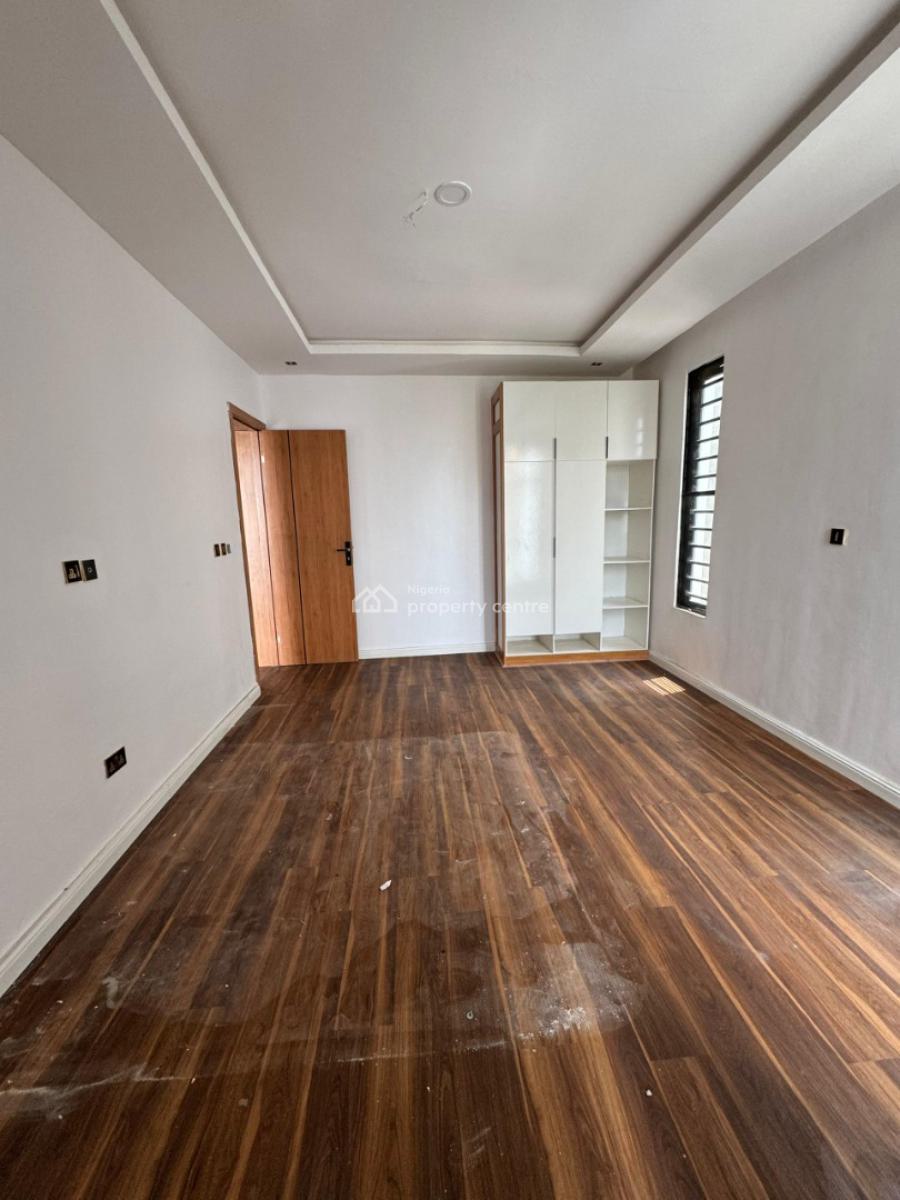 Well Maintained Spacious 2bedrooms Apartment, in a Secured Estate, Ikate Elegushi, Lekki, Lagos, Flat / Apartment for Rent