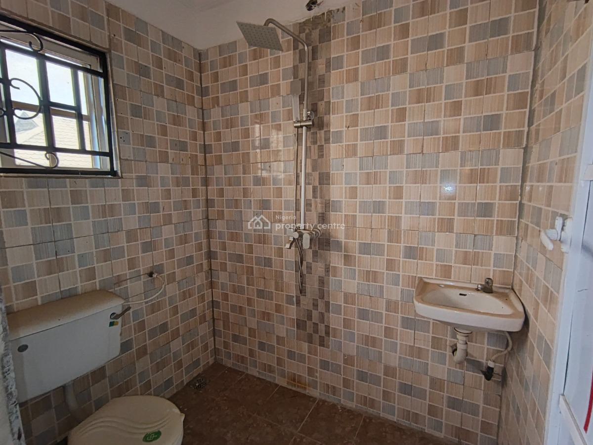 2 Bedroom Flat, Igbe Laara, Ikorodu, Lagos, Flat / Apartment for Rent