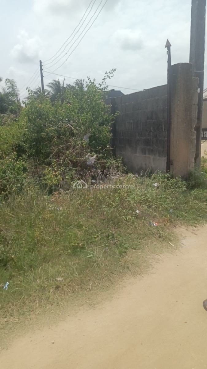 Full Plot of Conner Piece, Level and Fence Land, Fawole Estate Opposite Lagos State Housing Estate, Igbogbo, Ikorodu, Lagos, Residential Land for Sale