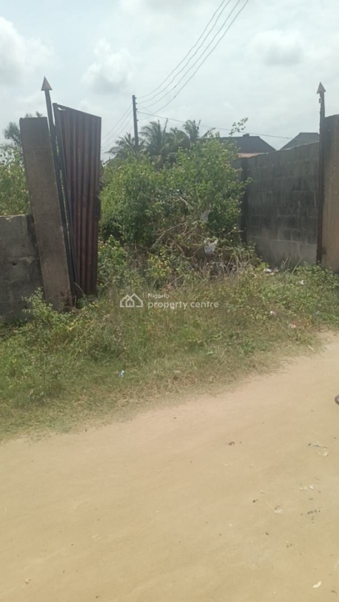 Full Plot of Conner Piece, Level and Fence Land, Fawole Estate Opposite Lagos State Housing Estate, Igbogbo, Ikorodu, Lagos, Residential Land for Sale