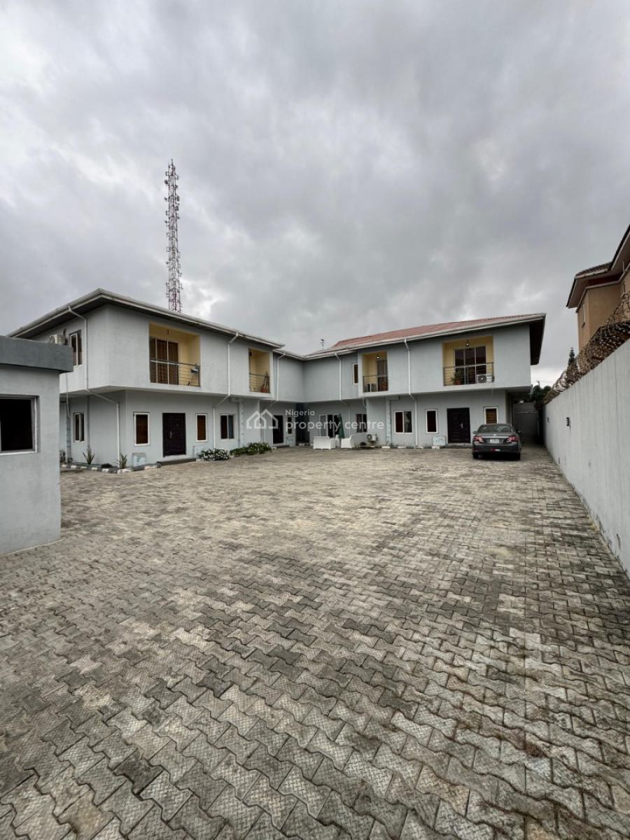 Well Maintained Spacious 4bedroom Duplex with Bq, in a Secured Neighborhood, Lekki Phase 1, Lekki, Lagos, Terraced Duplex for Rent