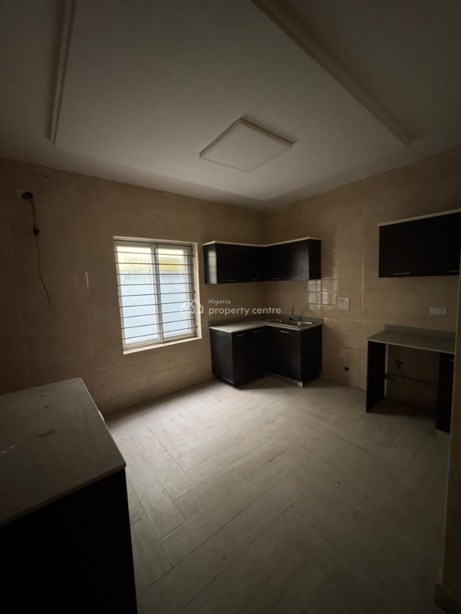 Well Maintained Spacious 4bedroom Duplex with Bq, in a Secured Neighborhood, Lekki Phase 1, Lekki, Lagos, Terraced Duplex for Rent
