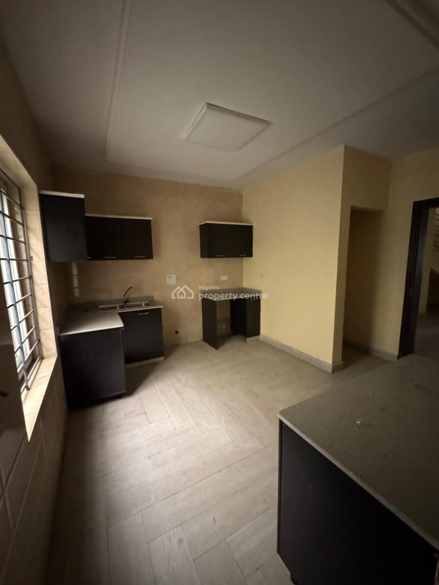 Well Maintained Spacious 4bedroom Duplex with Bq, in a Secured Neighborhood, Lekki Phase 1, Lekki, Lagos, Terraced Duplex for Rent