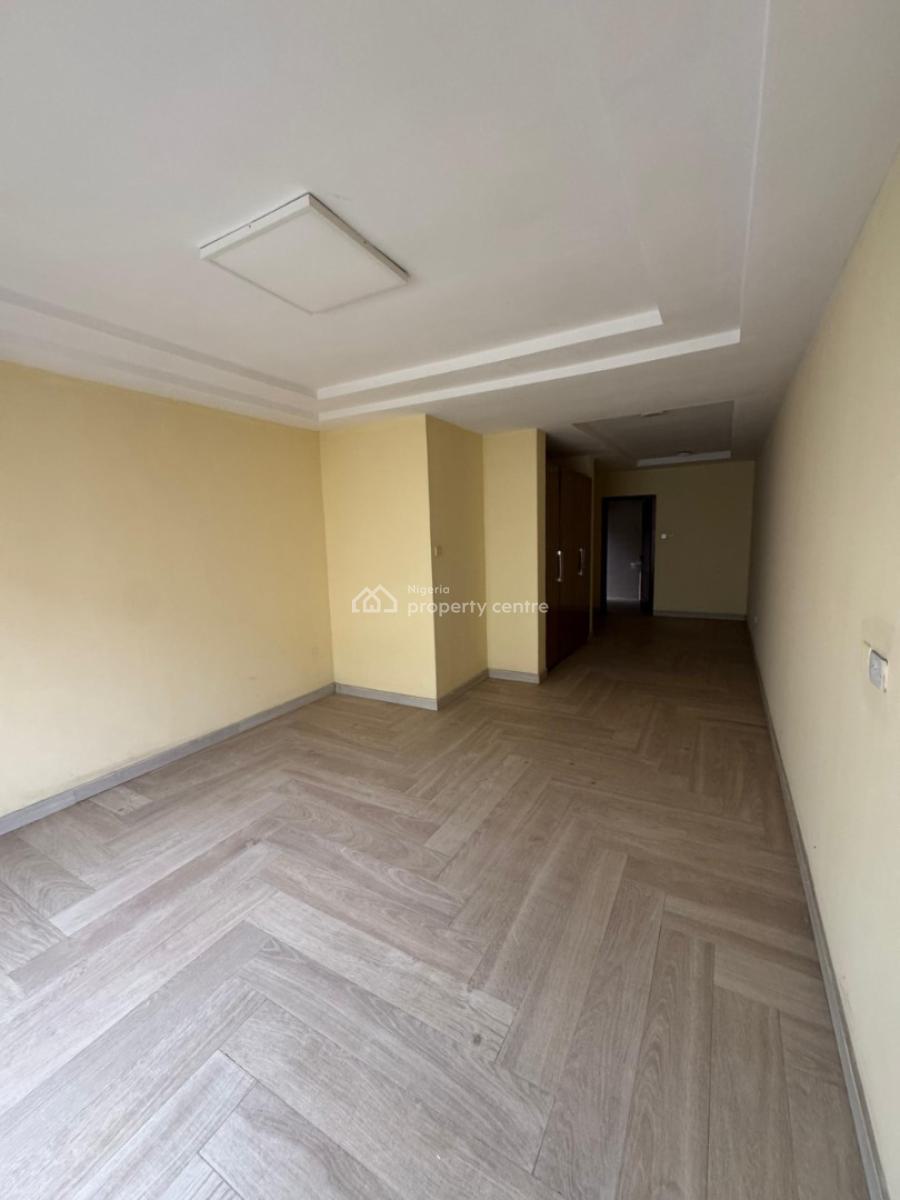 Well Maintained Spacious 4bedroom Duplex with Bq, in a Secured Neighborhood, Lekki Phase 1, Lekki, Lagos, Terraced Duplex for Rent