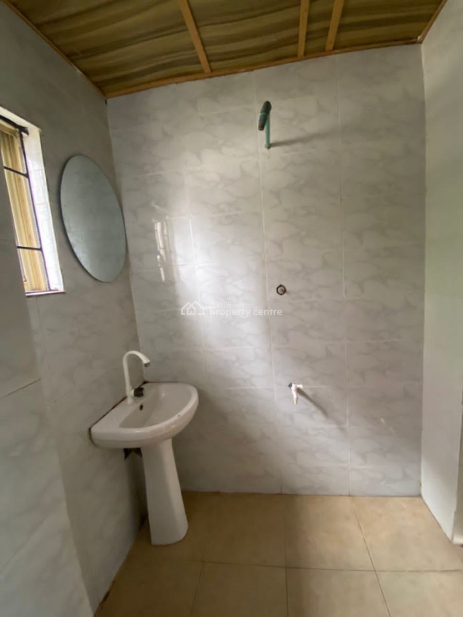 a Room Self Contained with Kitchen, Victoria Island Resettlement Area By 1004 Estate, Victoria Island (vi), Lagos, Self Contain (single Rooms) for Rent