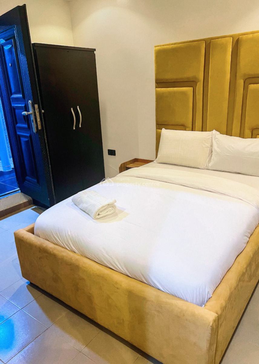 Fully Furnished One Bedroom Apartment in a Self-compound, Off Admiralty Way, Lekki Phase 1, Lekki, Lagos, Mini Flat (room and Parlour) for Rent