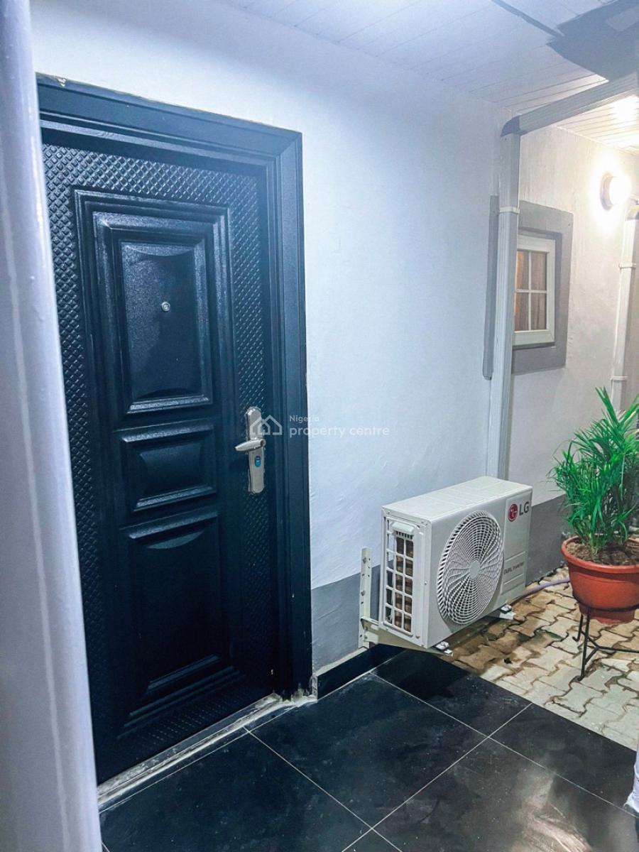 Fully Furnished One Bedroom Apartment in a Self-compound, Off Admiralty Way, Lekki Phase 1, Lekki, Lagos, Mini Flat (room and Parlour) for Rent