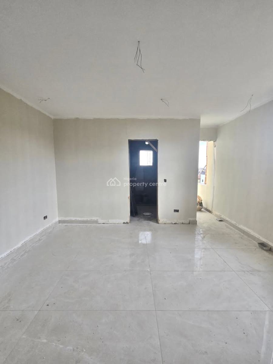 a Massive 4 Bedroom Terrace Duplex with Bq, Obanikoro, Shomolu, Lagos, Terraced Duplex for Sale