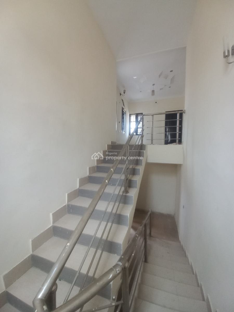 Lovely 3 Bedroom Duplex-like Apartment, Around Skymall, Sangotedo, Ajah, Lagos, Flat / Apartment for Rent