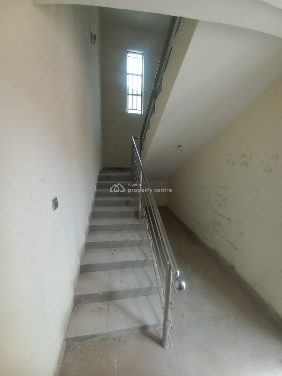 Lovely 3 Bedroom Duplex-like Apartment, Around Skymall, Sangotedo, Ajah, Lagos, Flat / Apartment for Rent