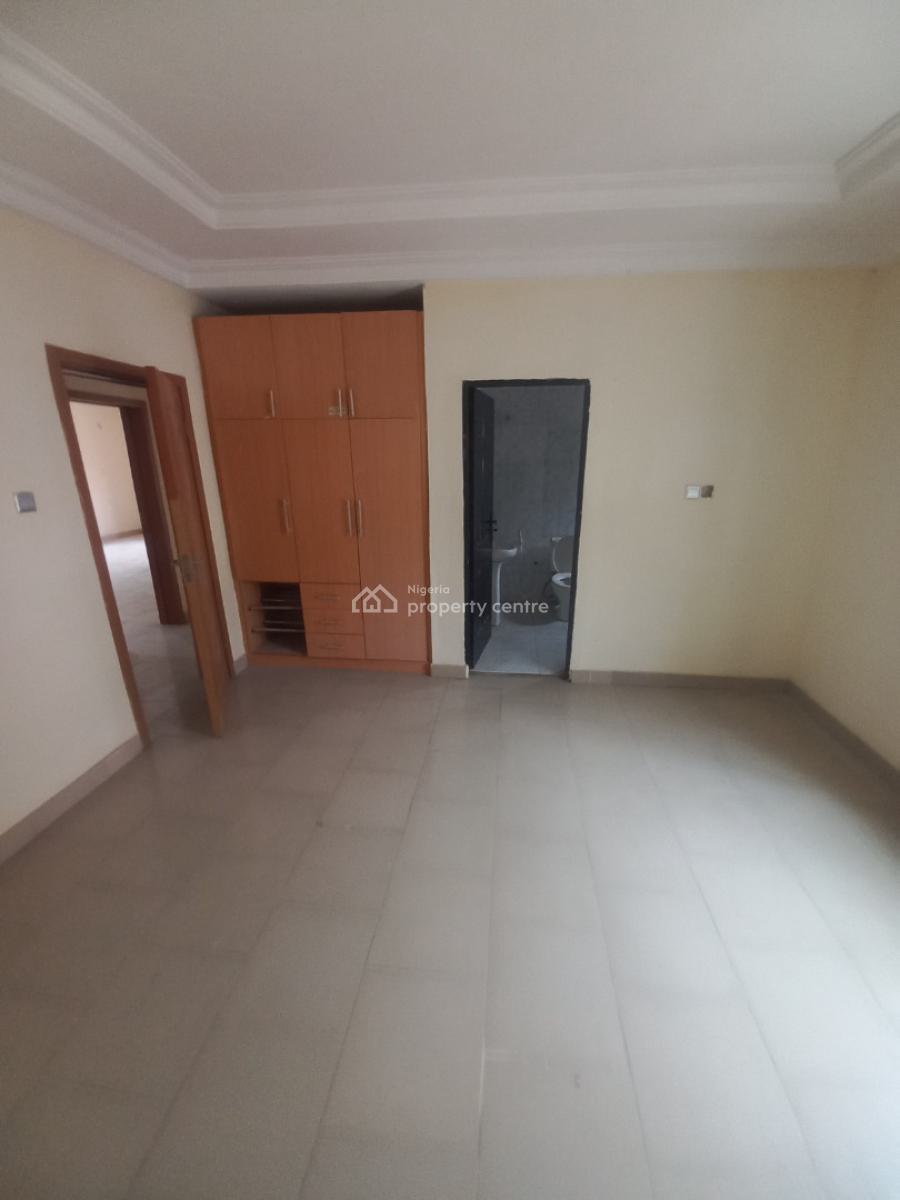 Lovely 3 Bedroom Duplex-like Apartment, Around Skymall, Sangotedo, Ajah, Lagos, Flat / Apartment for Rent