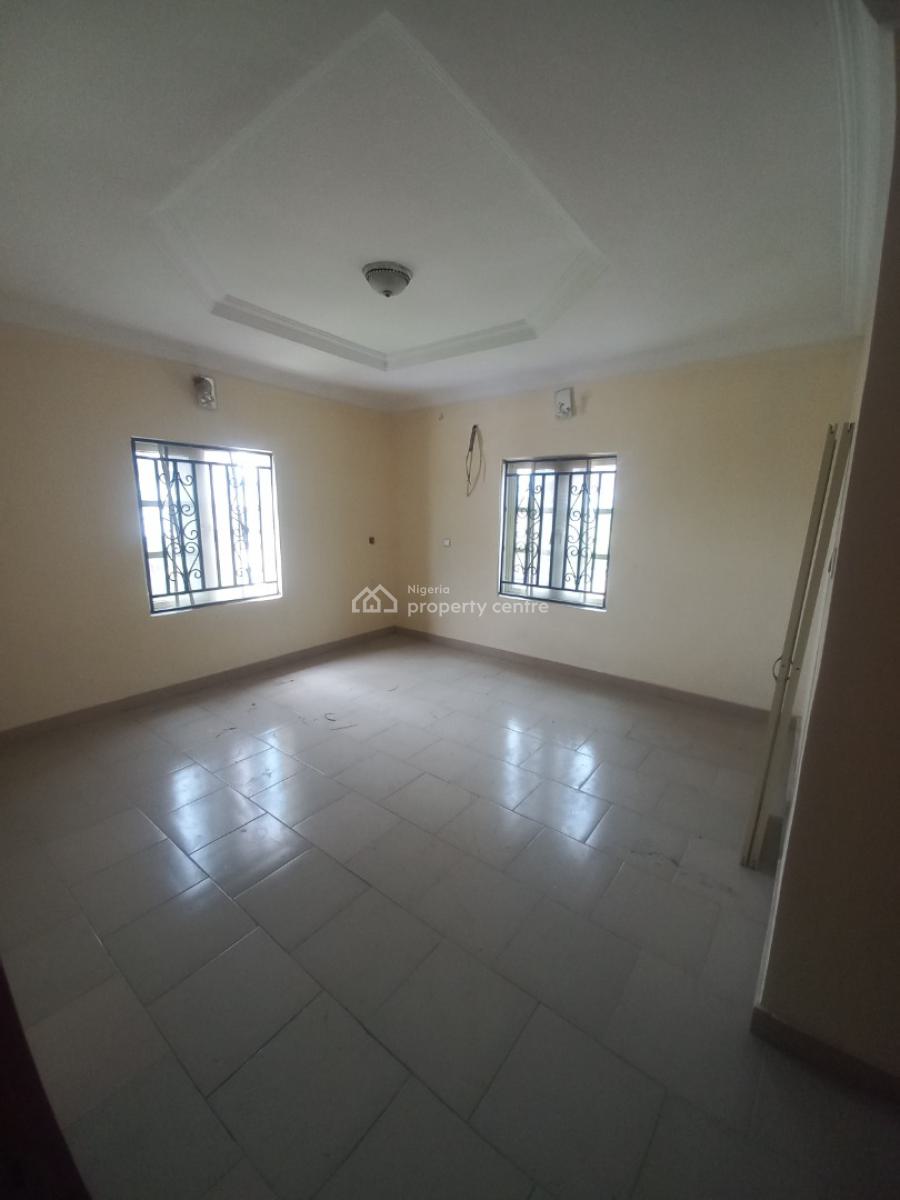 Lovely 3 Bedroom Duplex-like Apartment, Around Skymall, Sangotedo, Ajah, Lagos, Flat / Apartment for Rent