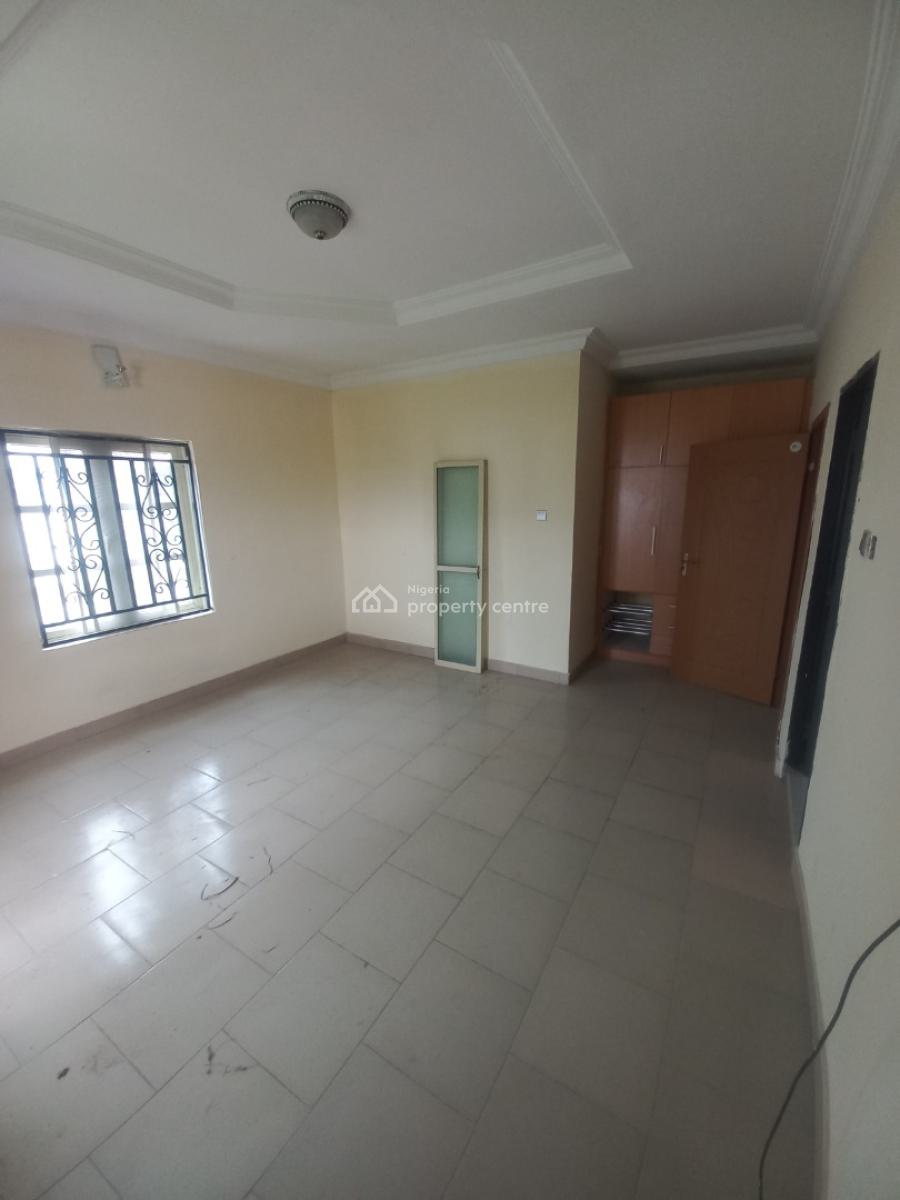 Lovely 3 Bedroom Duplex-like Apartment, Around Skymall, Sangotedo, Ajah, Lagos, Flat / Apartment for Rent