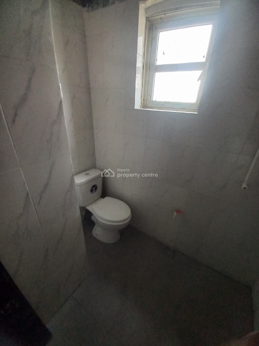 Lovely 3 Bedroom Duplex-like Apartment, Around Skymall, Sangotedo, Ajah, Lagos, Flat / Apartment for Rent