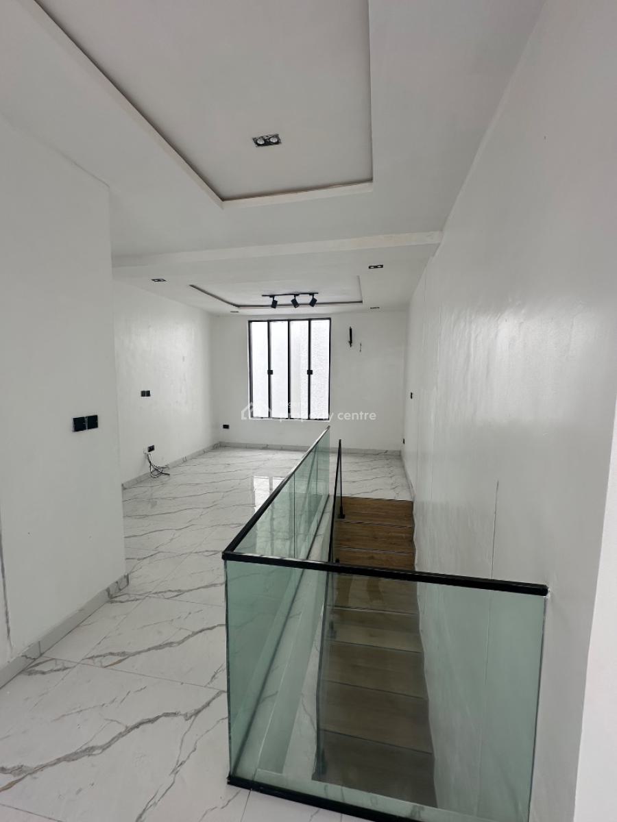 Stunning 5 Bedroom Fully Detached Duplex, Hampton Lake Chevron, Lekki, Lagos, Detached Duplex for Sale