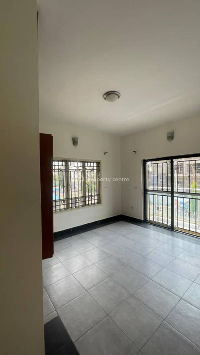 3-bedroom Apartment, Lekki Phase 1, Lekki, Lagos, Flat / Apartment for Rent