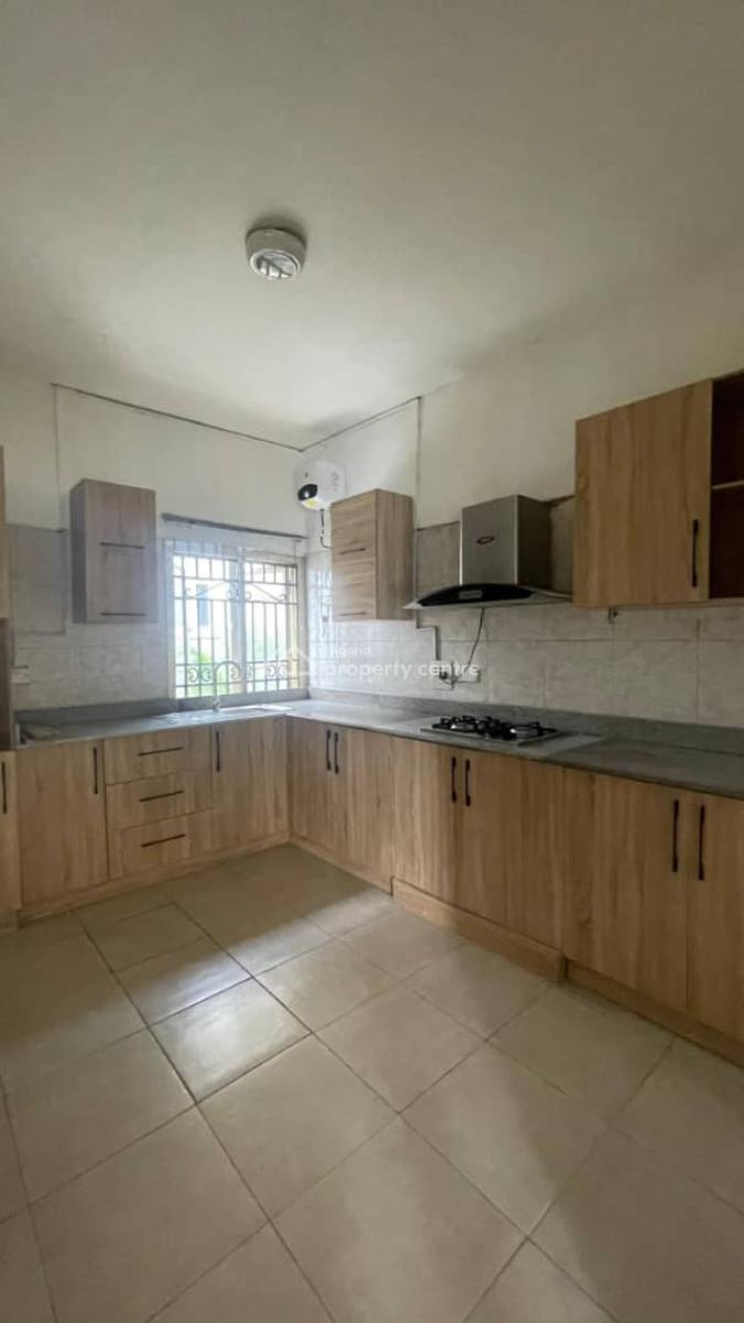 3-bedroom Apartment, Lekki Phase 1, Lekki, Lagos, Flat / Apartment for Rent