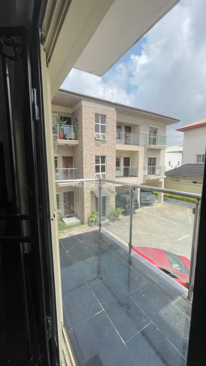 3-bedroom Apartment, Lekki Phase 1, Lekki, Lagos, Flat / Apartment for Rent