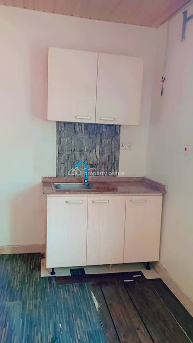 Upstairs Studio Apartment, Lekki Phase 1, Lekki, Lagos, Self Contain (single Rooms) for Rent