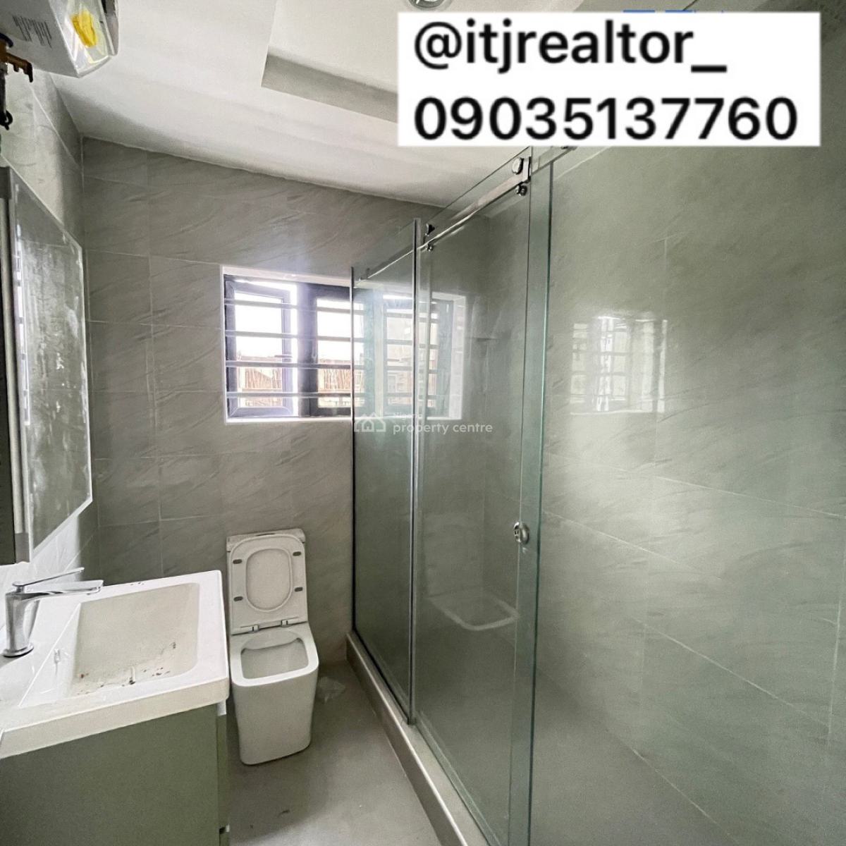 Stunning 2 Bedroom Apartment with Swimming Pool, Ikate, Ikate, Lekki, Lagos, Block of Flats for Sale