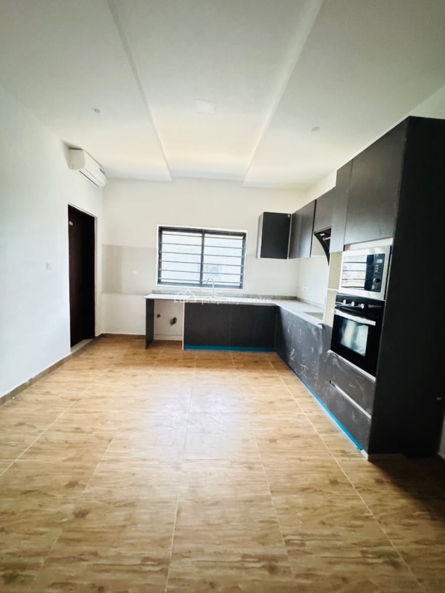 Brand New Luxurious 3 Bedroom Apartment Available, Orchid Road, Lekki, Lagos, Block of Flats for Sale