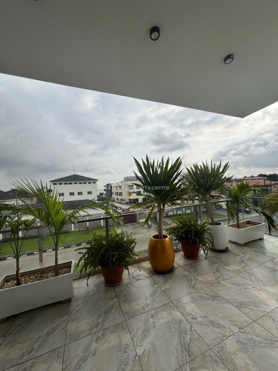 Self Compound 2bed in Ikoyi, Osborne Phase 1, Osborne, Ikoyi, Lagos, Detached Duplex Short Let
