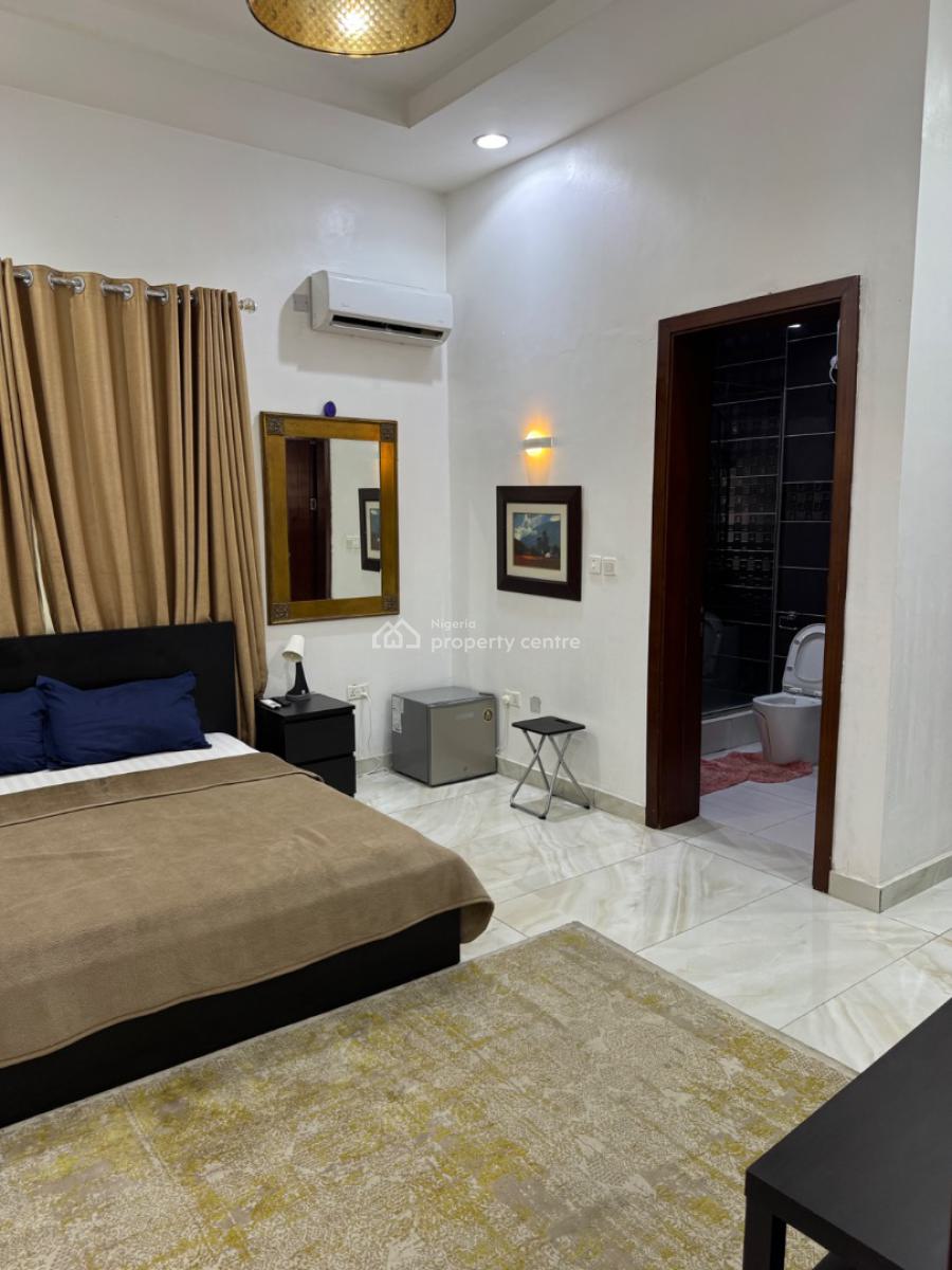 Self Compound 2bed in Ikoyi, Osborne Phase 1, Osborne, Ikoyi, Lagos, Detached Duplex Short Let