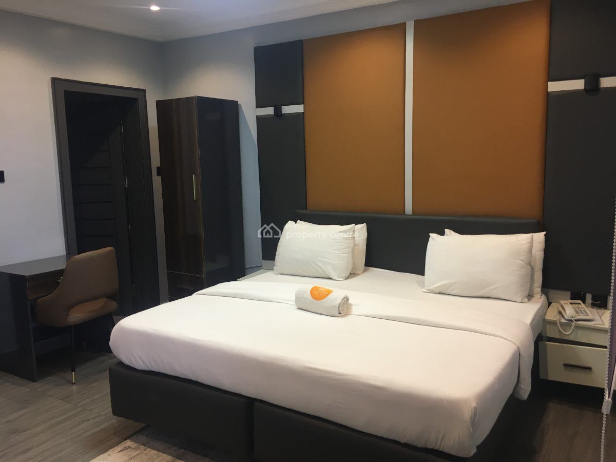 Luxury 2 Bedrooms Flat with Pool,lounge, Agbaoku Estate, Opebi, Ikeja, Lagos, Flat / Apartment Short Let