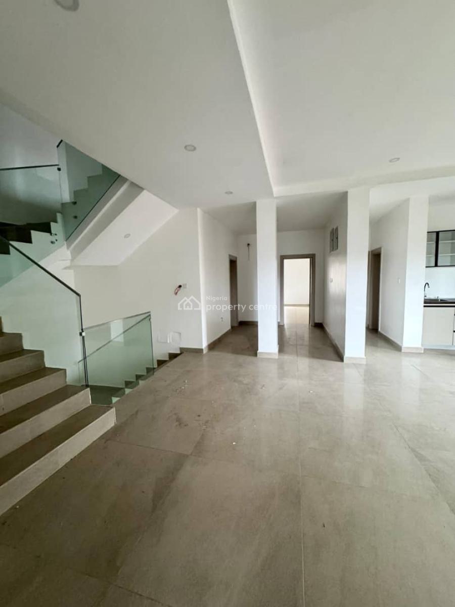 4 Bedroom Semi-detached Duplex with Bq, Asokoro District, Abuja, Semi-detached Duplex for Rent