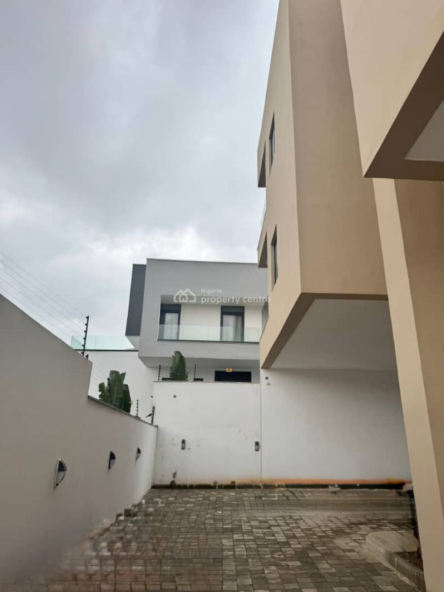 4 Bedroom Semi-detached Duplex with Bq, Asokoro District, Abuja, Semi-detached Duplex for Rent