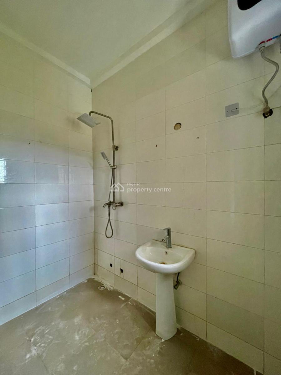 Well Finished 2 Bedroom Flat, Jahi Tarred Road, Jahi, Abuja, Flat / Apartment for Rent