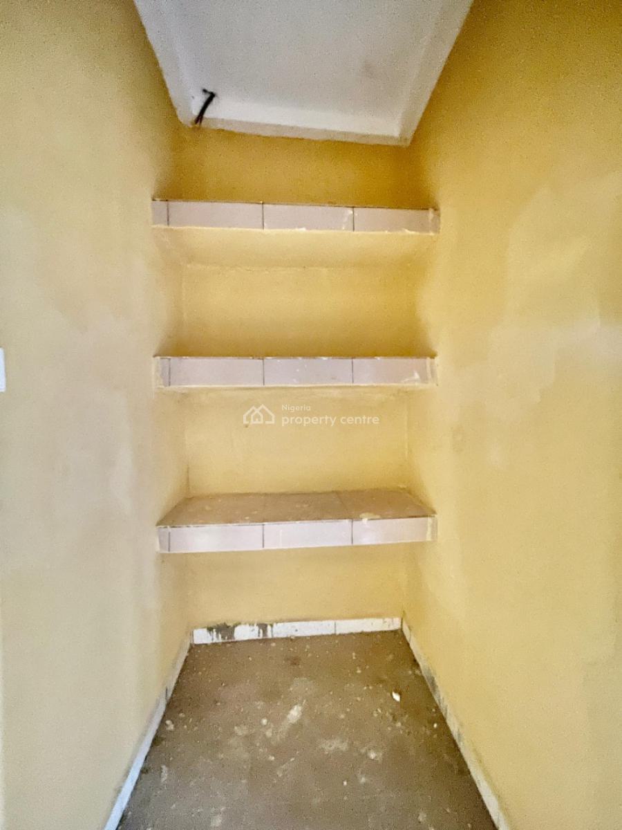 Well Finished 2 Bedroom Flat, Jahi Tarred Road, Jahi, Abuja, Flat / Apartment for Rent