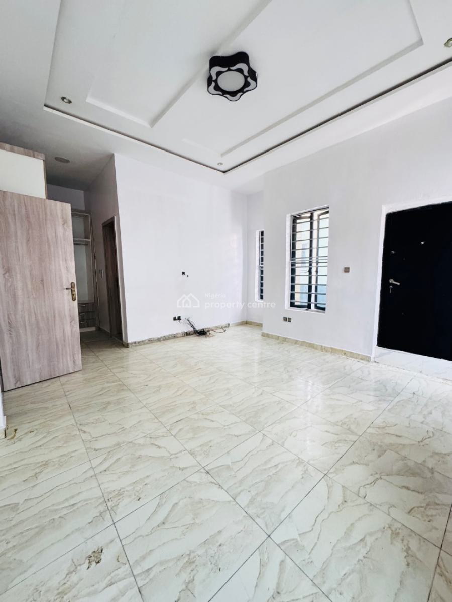 Spacious Masters Bedroom in a Shared Apartment Available 3m, Orchid Road, Lekki, Lagos, Self Contain (single Rooms) for Rent