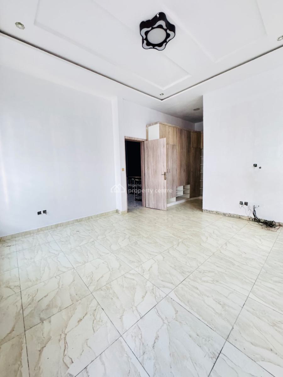 Spacious Masters Bedroom in a Shared Apartment Available 3m, Orchid Road, Lekki, Lagos, Self Contain (single Rooms) for Rent