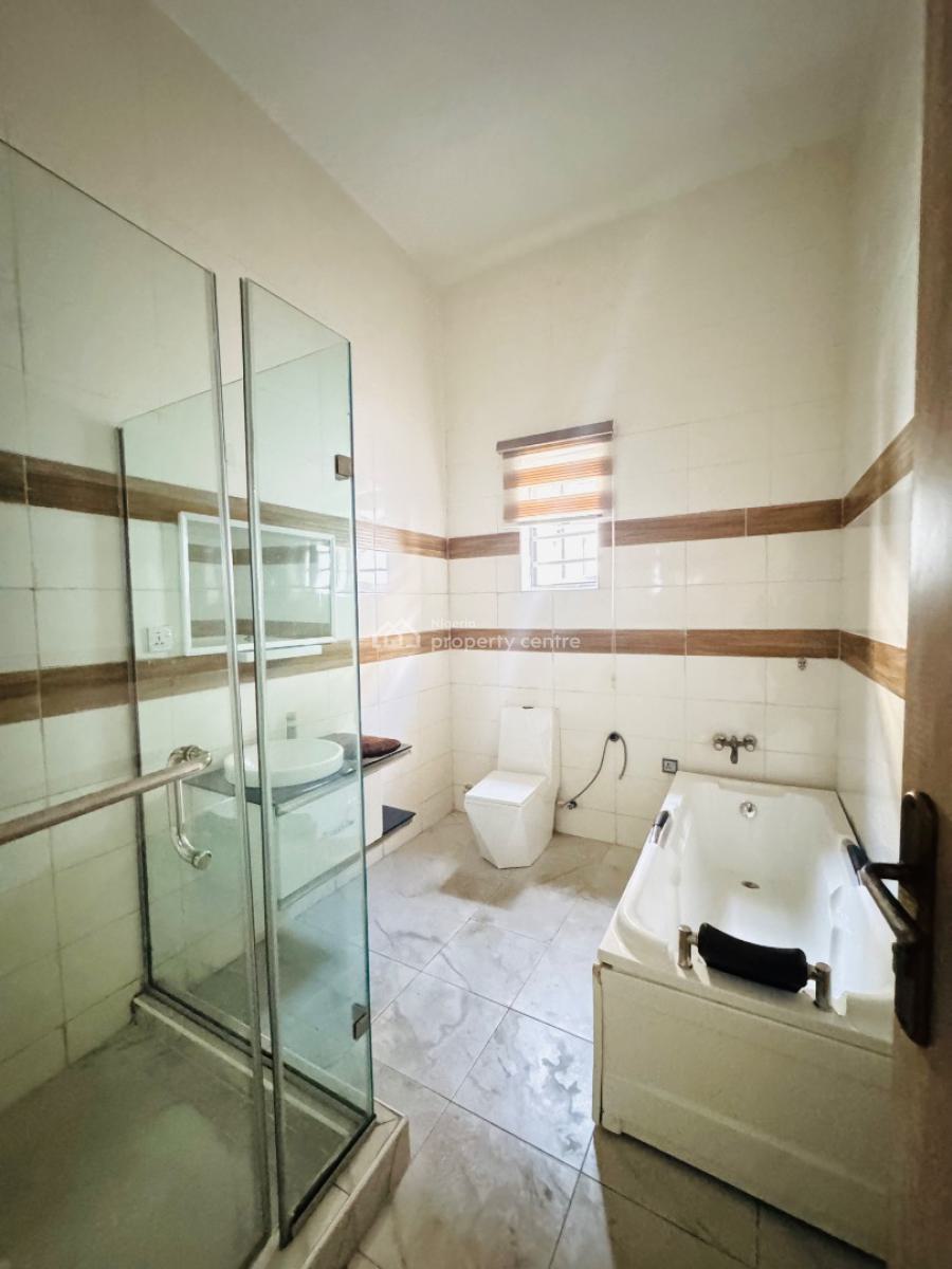 Spacious Masters Bedroom in a Shared Apartment Available 3m, Orchid Road, Lekki, Lagos, Self Contain (single Rooms) for Rent