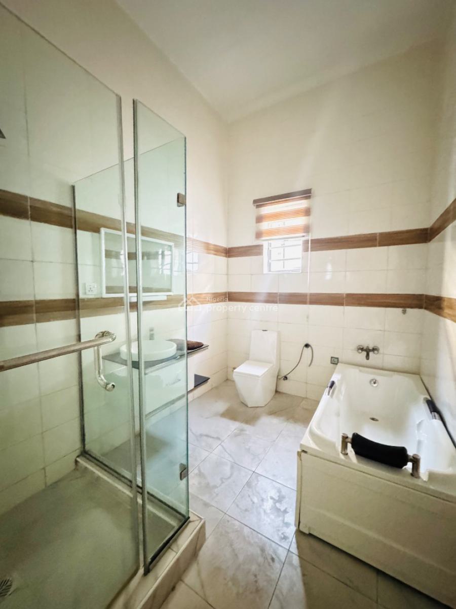 Spacious Masters Bedroom in a Shared Apartment Available 3m, Orchid Road, Lekki, Lagos, Self Contain (single Rooms) for Rent