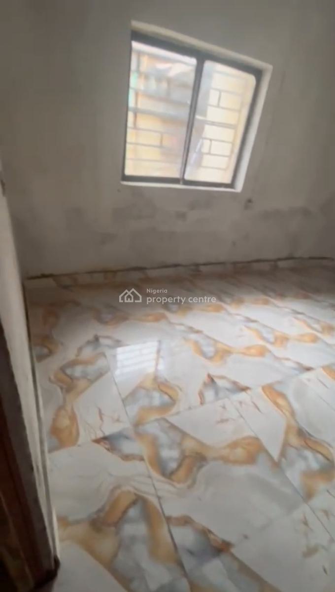 Spacious Self-contain Room, Ilaje Road, By Olatunji Street, Bariga, Shomolu, Lagos, Self Contain (single Rooms) for Rent