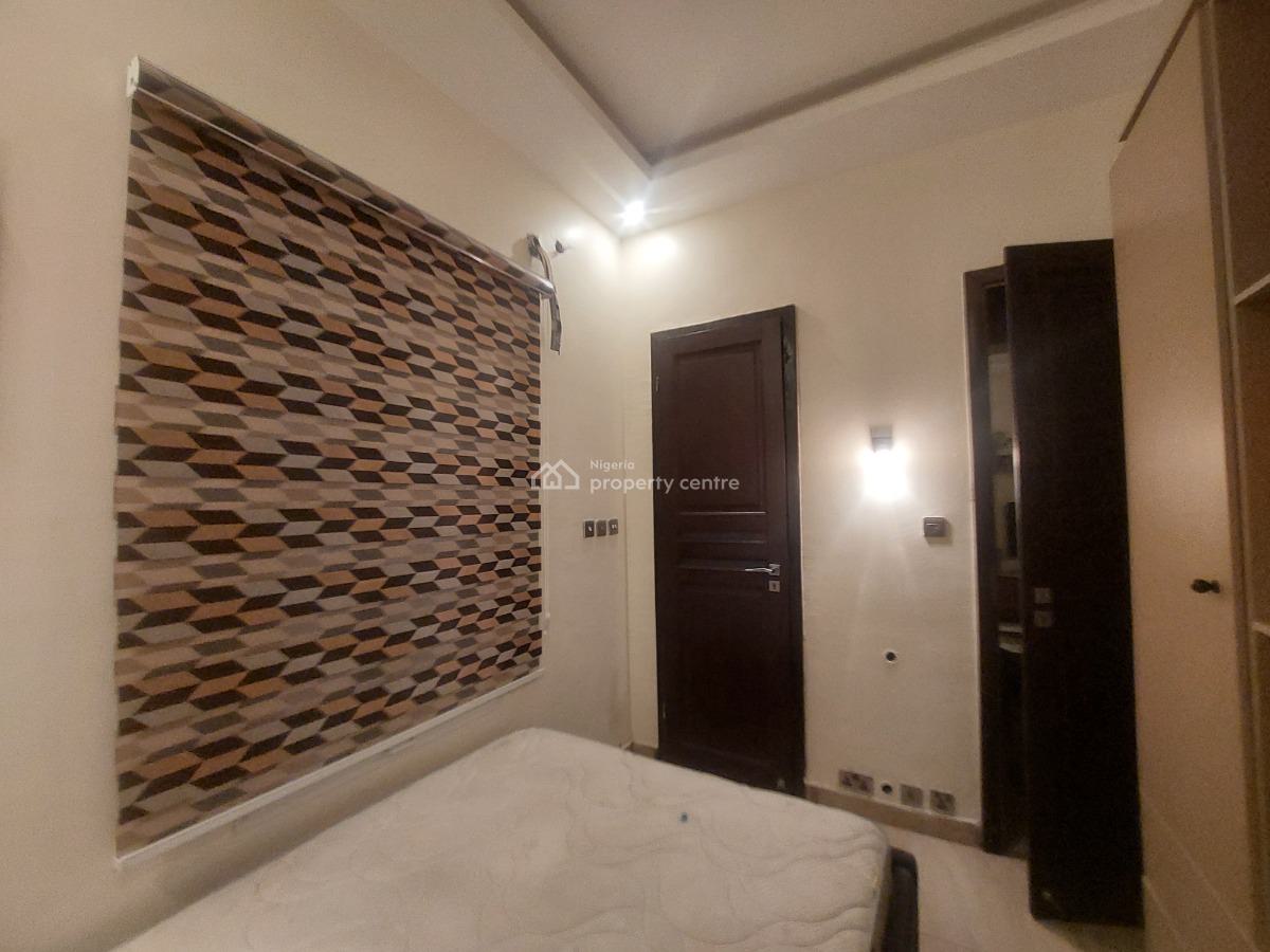 One Furnished Room Apartment, Lekki Scheme 2, Ajah, Lagos, Flat / Apartment for Rent