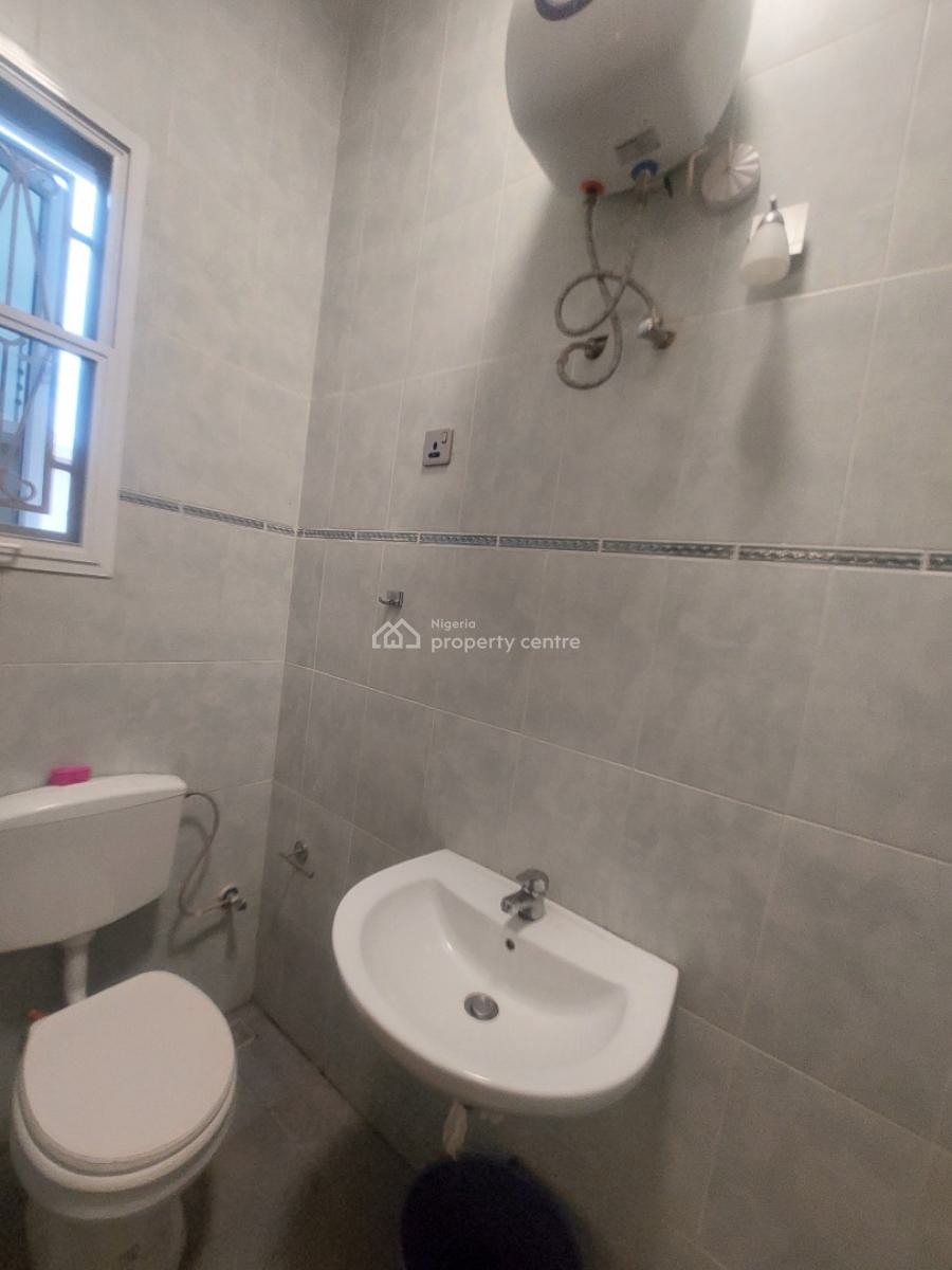 One Furnished Room Apartment, Lekki Scheme 2, Ajah, Lagos, Flat / Apartment for Rent
