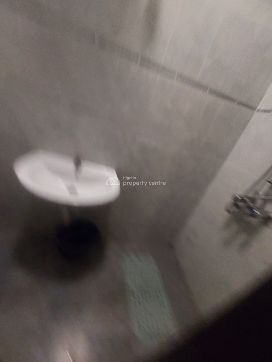 One Furnished Room Apartment, Lekki Scheme 2, Ajah, Lagos, Flat / Apartment for Rent