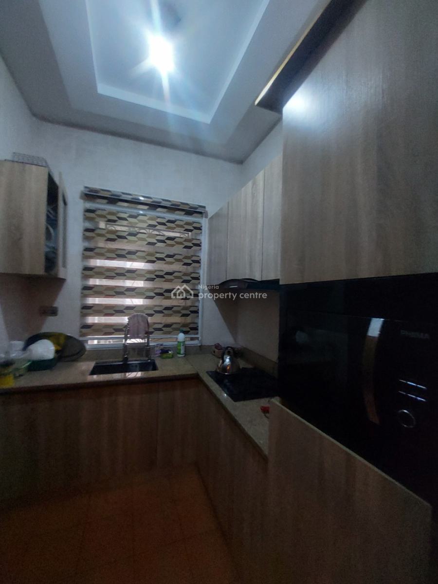 One Furnished Room Apartment, Lekki Scheme 2, Ajah, Lagos, Flat / Apartment for Rent