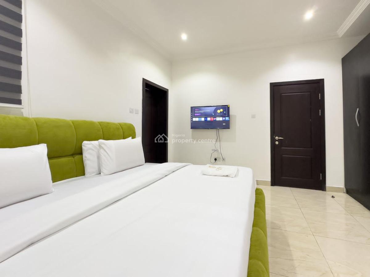 Luxury Fully Furnished 3 Bedroom Apartment, Lekki Phase 1, Lekki, Lagos, Flat / Apartment for Rent
