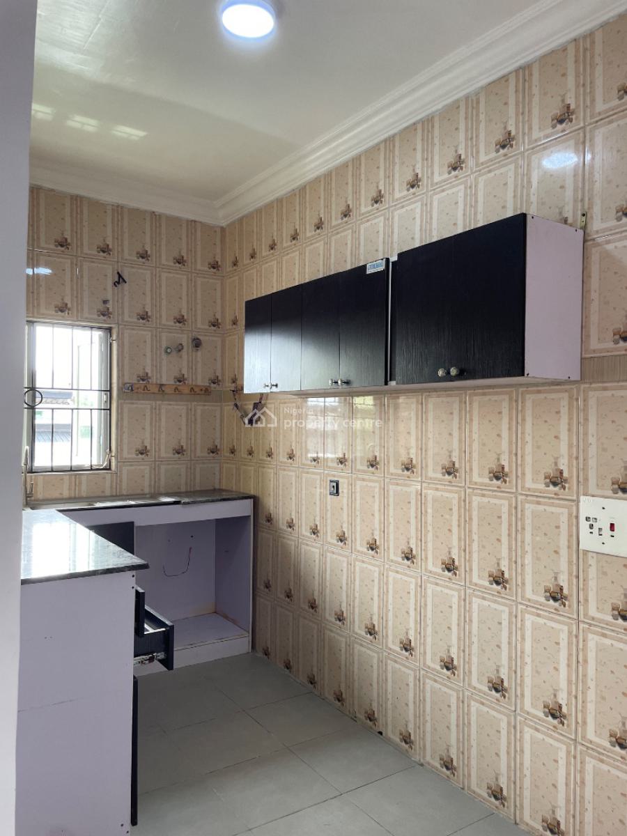Service Studio with Big Kitchen, Chevron Drive, Lekki Expressway, Lekki, Lagos, Self Contain (single Rooms) for Rent