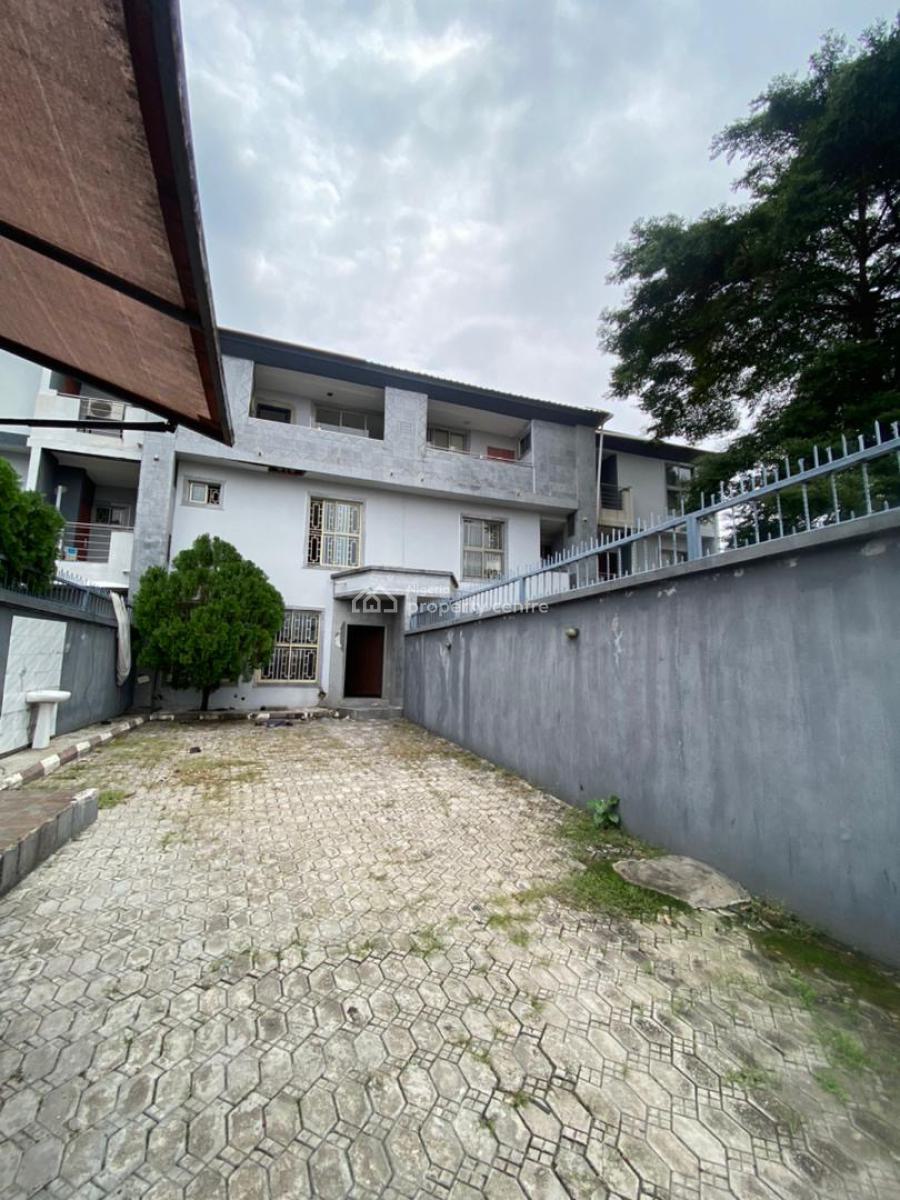 Nice 5 Bedroom Terrace Duplex, Lekki Phase 1, Lekki, Lagos, Terraced Duplex for Rent
