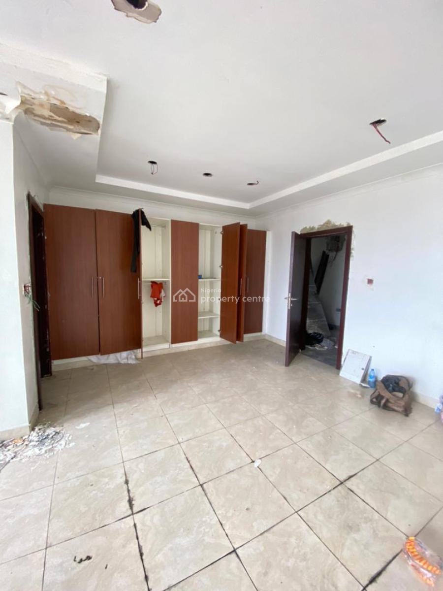 Nice 5 Bedroom Terrace Duplex, Lekki Phase 1, Lekki, Lagos, Terraced Duplex for Rent