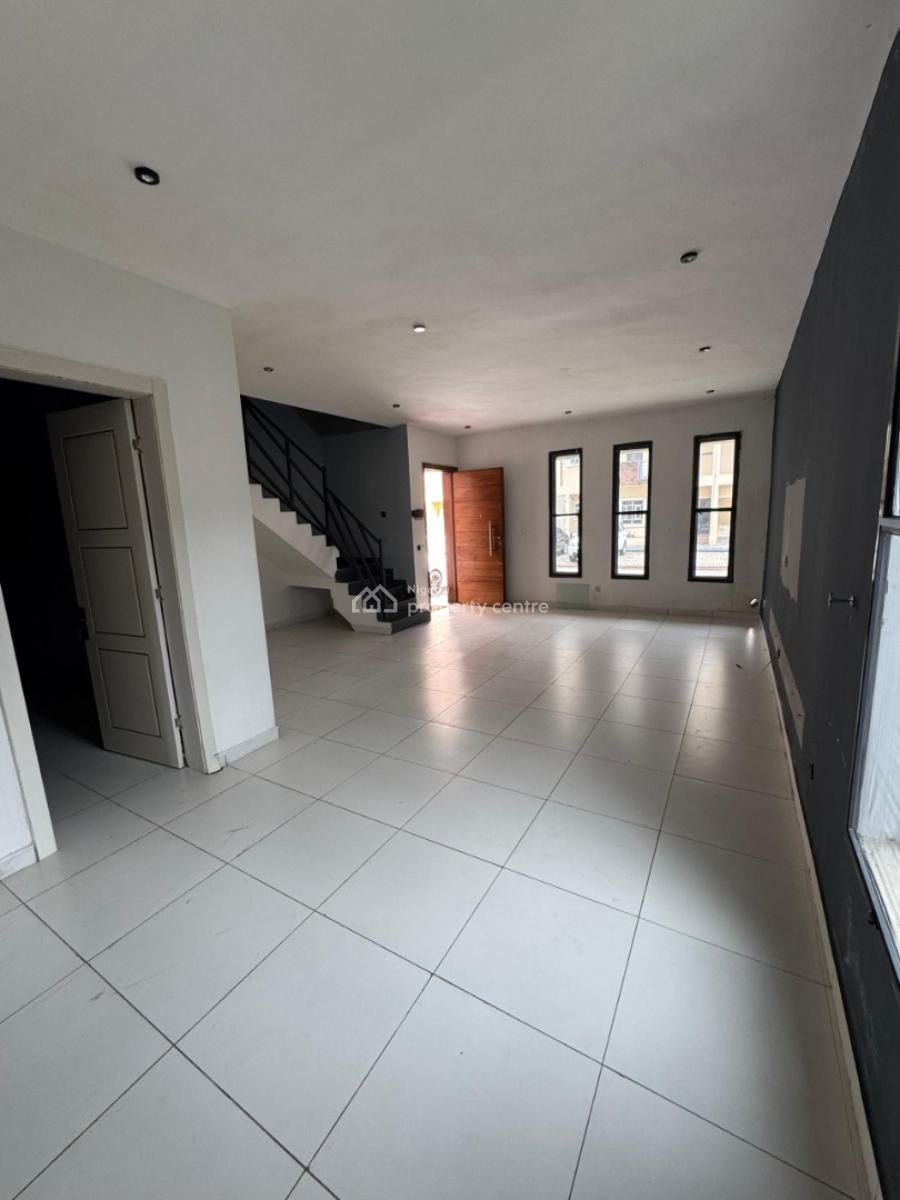 Well Maintained Spacious 3bedroom Maisonnete with Bq, I a Well Secured Estate, Ologolo, Lekki, Lagos, Terraced Duplex for Rent